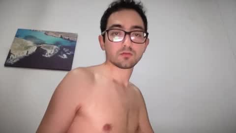 freshman  imonyou98 online show from 11.23.25