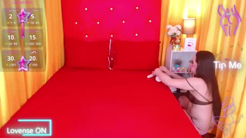 Snapshot of freshtsbigcum chatting on 11.27.25 anna online show from 11.27.25