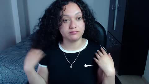 Louise  online show from 12.04.24