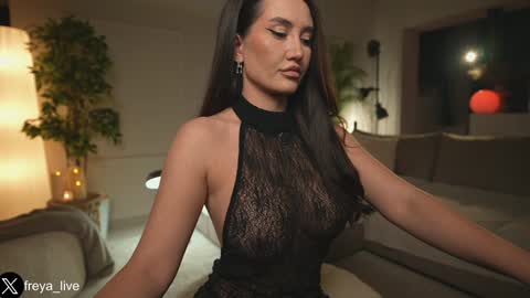 Snapshot of freya_ chatting on 02.01.26 Freya online show from 02.01.26