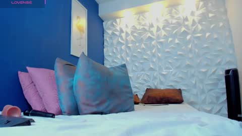 Freya online show from 11.09.25