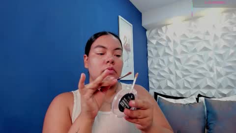 Freya online show from 12.05.25