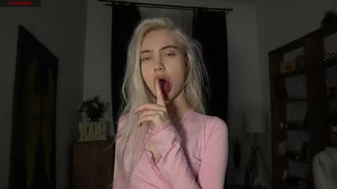 Freya online show from 04.17.26