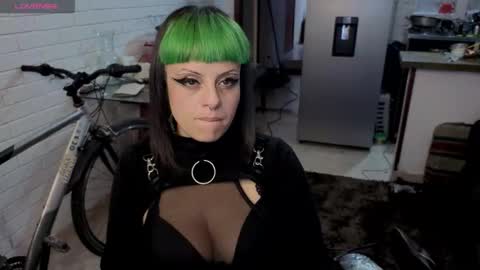 freyaa_sorceress online show from 11.13.25