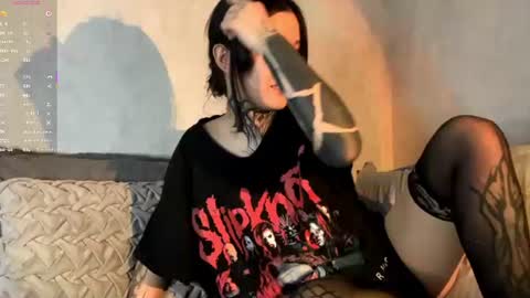 freyablow online show from 07.15.26