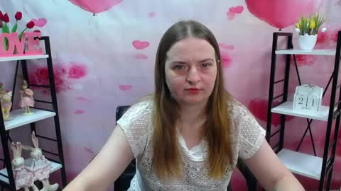 Snapshot of freyadak chatting on 04.21.26 FreyaDak online show from 04.21.26