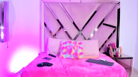 Snapshot of freyaht chatting on 01.22.25 Freyaht online show from 01.22.25