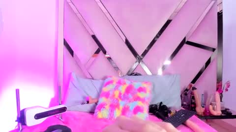 Snapshot of freyaht chatting on 02.21.25 Freyaht online show from 02.21.25