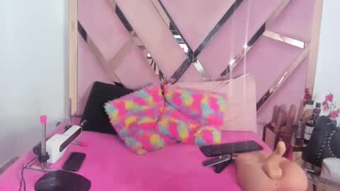 Snapshot of freyaht chatting on 09.16.25 Freyaht online show from 09.16.25