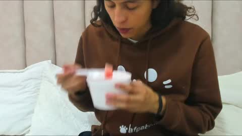 Snapshot of freyamoller_ chatting on 02.26.26 FreyaMoller online show from 02.26.26