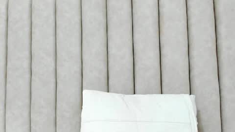 FreyaMoller  online show from 04.08.26