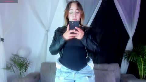 aura online show from 12.14.25