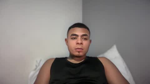 Snapshot of freyva_ chatting on 02.15.25 freyva_ online show from 02.15.25