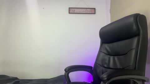 freyva_ online show from 03.08.26