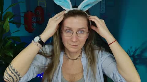 Frida Tander online show from 12.30.24