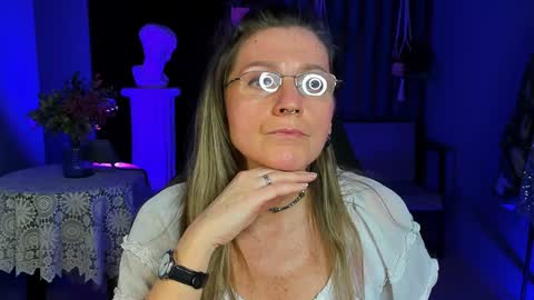 Frida Tander online show from 01.20.25