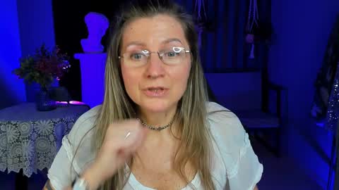 Frida Tander online show from 01.20.25