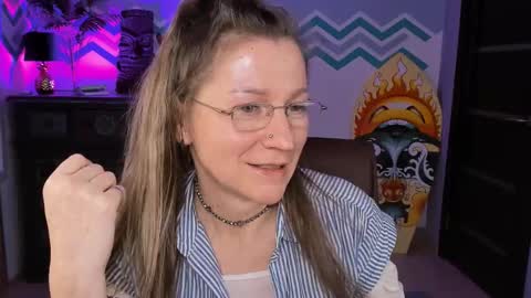 Frida Tander online show from 03.03.25