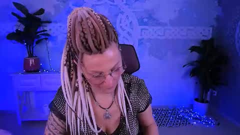 Frida Tander online show from 03.14.26