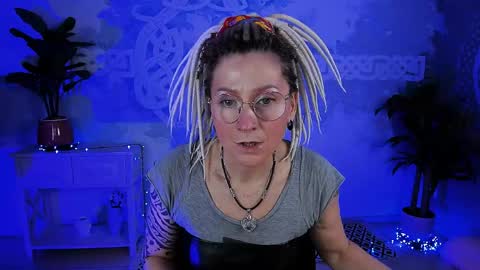 Frida Tander online show from 04.14.26