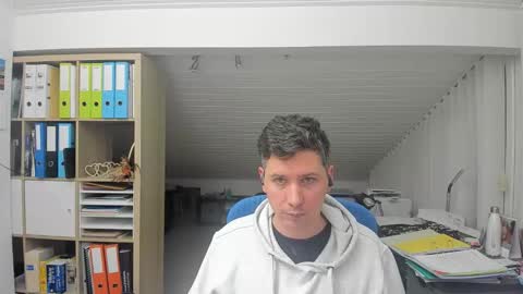 Snapshot of frikits chatting on 12.05.25 Francois online show from 12.05.25