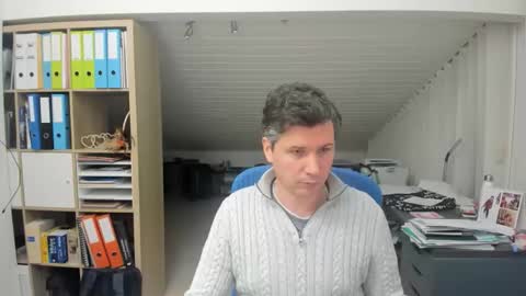 Snapshot of frikits chatting on 01.12.26 Francois online show from 01.12.26