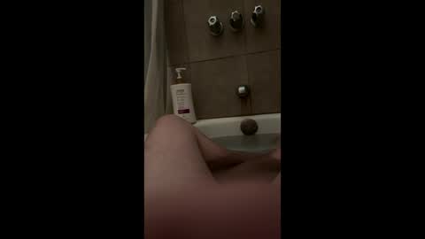 Snapshot of fritz247 chatting on 12.04.25 Cris online show from 12.04.25