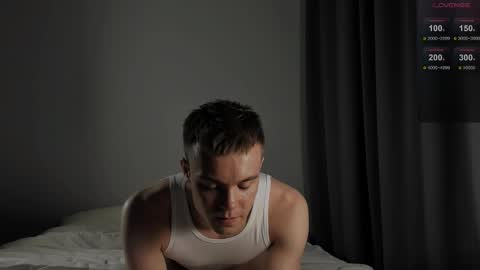 Snapshot of fromedcam chatting on 12.17.25 ED online show from 12.17.25