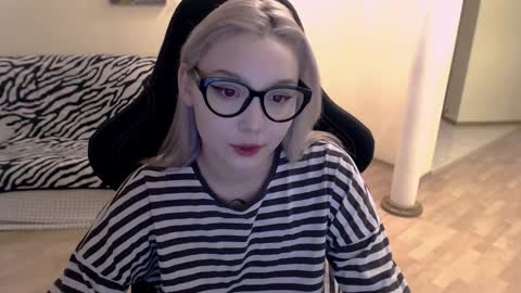 Lilith online show from 12.03.24