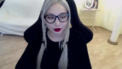 Lilith online show from 03.05.25