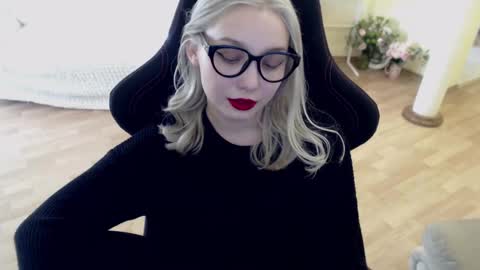 Lilith online show from 03.10.25