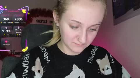 Snapshot of frosty_blueberries4 chatting on 12.14.25 ANA online show from 12.14.25