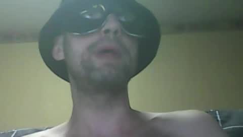 Snapshot of frysexxx chatting on 12.02.25 frysexxx online show from 12.02.25