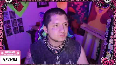 Snapshot of ftmbiggestclit chatting on 04.16.26 Kevin online show from 04.16.26