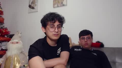 Snapshot of fuck_blow chatting on 11.14.25 uwu online show from 11.14.25