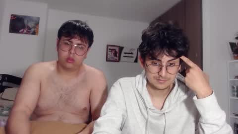 Snapshot of fuck_blow chatting on 11.24.25 uwu online show from 11.24.25