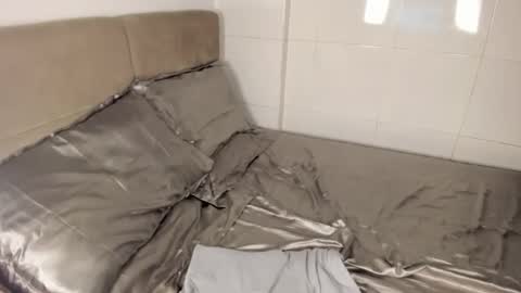 Snapshot of fuckalicious_ella chatting on 02.20.26 ella online show from 02.20.26