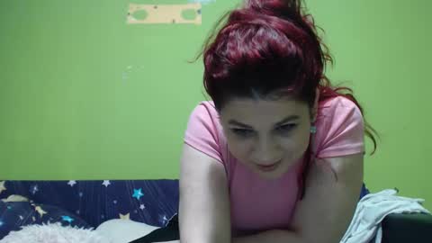 Snapshot of fuckdevil33 chatting on 01.22.25 anngy online show from 01.22.25