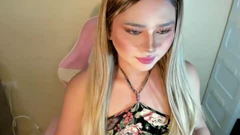 R A I N M O R A L E S  G M A I L . C O M online show from 04.05.26