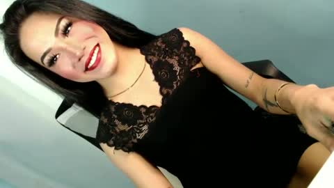 Snapshot of fuckerjenny8 chatting on 02.15.25 sweetyJENNY online show from 02.15.25