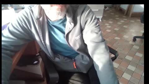 Bruchus online show from 11.26.25