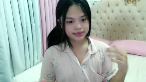 Snapshot of fuckme4everx chatting on 06.18.26 Bunny online show from 06.18.26