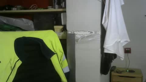 Snapshot of fuerte440 chatting on 10.07.25 fuerte440 online show from 10.07.25