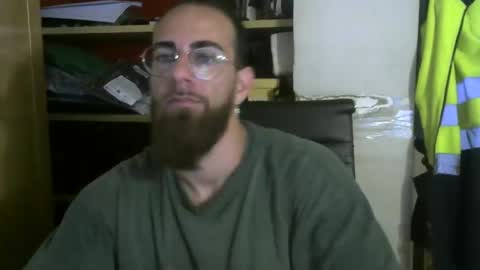 Snapshot of fuerte440 chatting on 10.17.25 fuerte440 online show from 10.17.25