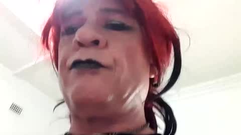 Snapshot of full4cefull chatting on 12.07.24 Pizzaz online show from 12.07.24