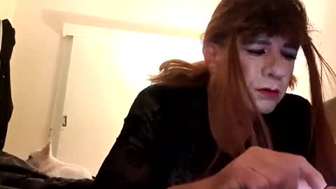 Snapshot of full4cefull chatting on 12.15.24 Pizzaz online show from 12.15.24