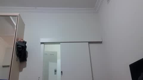 Snapshot of full4cefull chatting on 01.25.25 Pizzaz online show from 01.25.25