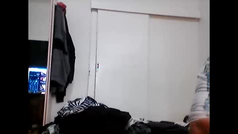 Snapshot of full4cefull chatting on 03.01.25 Pizzaz online show from 03.01.25