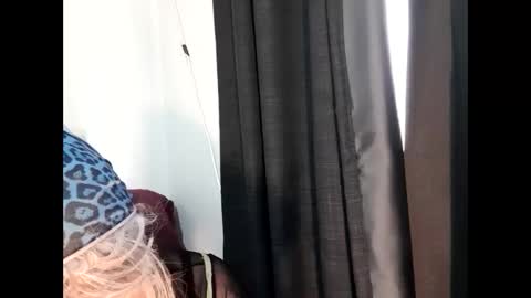 Snapshot of full4cefull chatting on 09.28.25 Pizzaz online show from 09.28.25