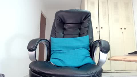 Andres. online show from 11.22.25